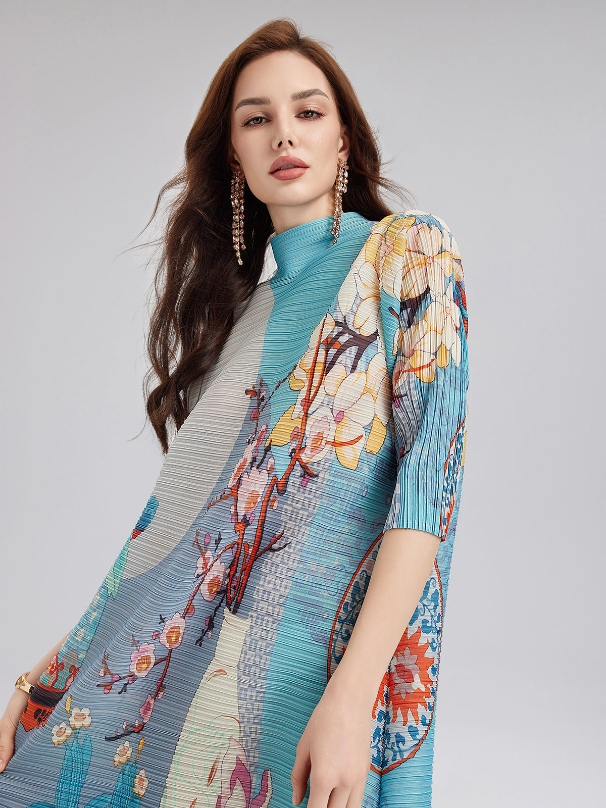 Artistic Print Pleated High Neck Dress